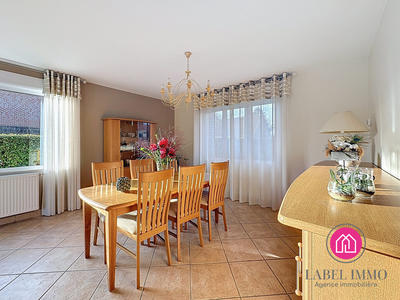 Maison - 120 m² - 4 pièces