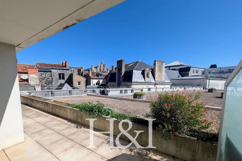 Appartement - 97 m² - 3 pièces