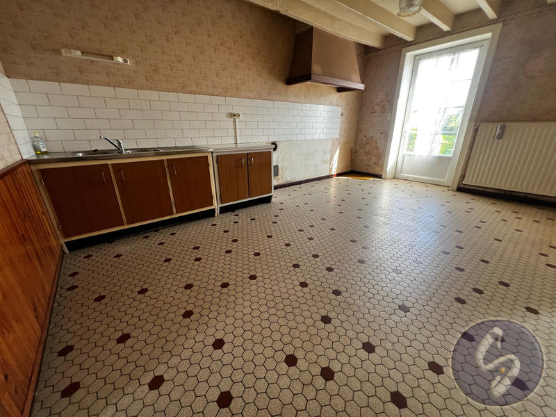 Maison - 111 m² - 5 pièces