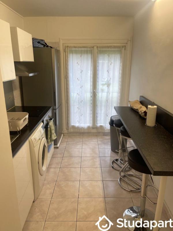 Chambre - 60 m² - 1 pièce