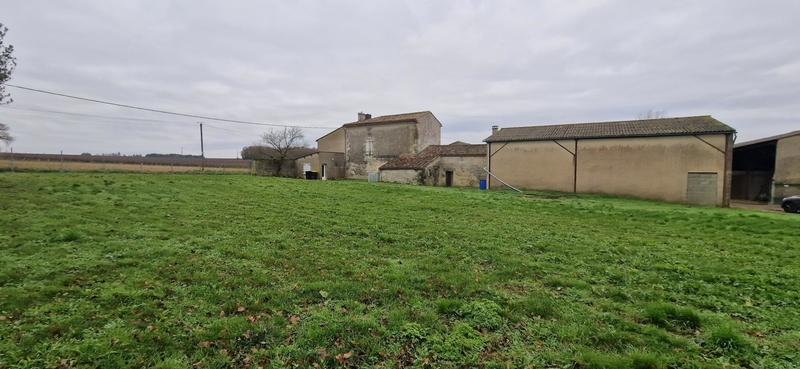 Maison - 213 m² - 8 pièces