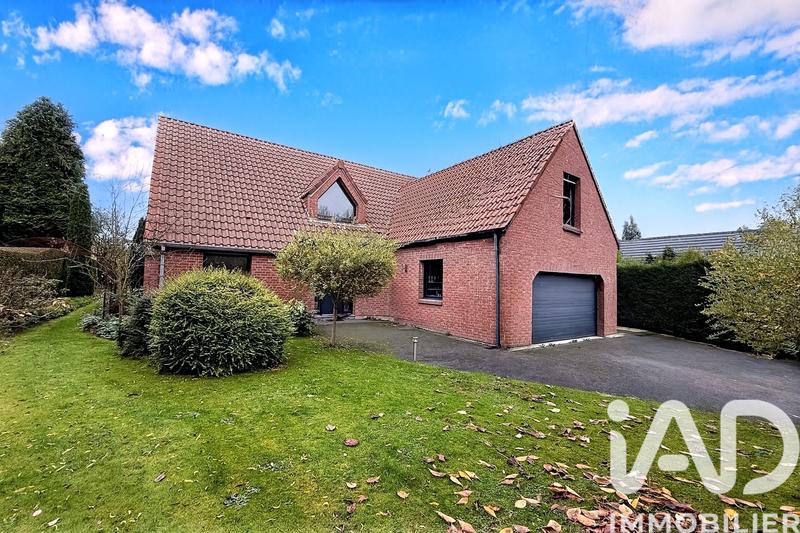 Maison de maîtres - 222 m² - 8 pièces