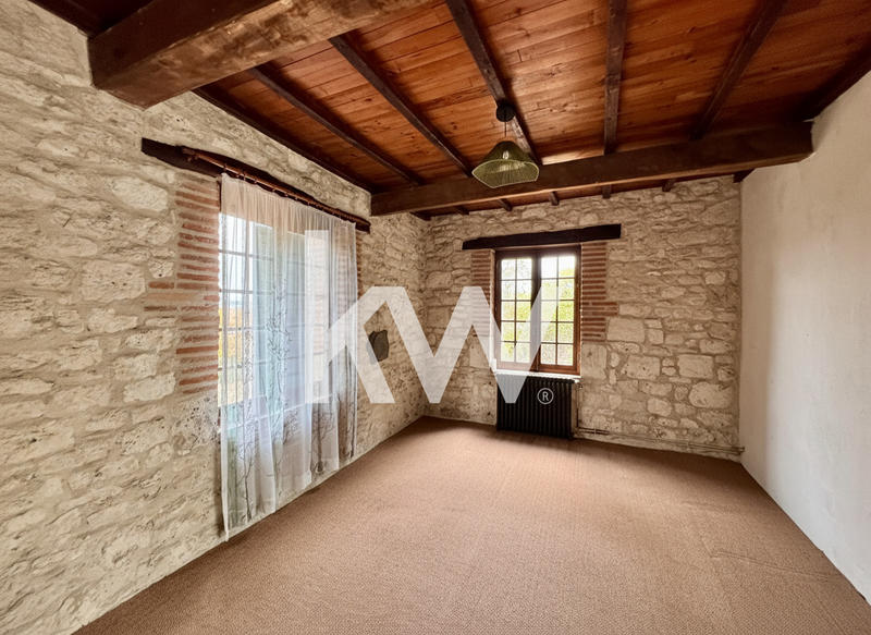 Maison - 185 m² - 5 pièces