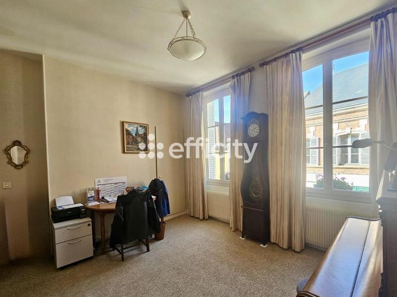 Immeuble - 304 m² - 10 pièces