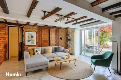 Maison - 200 m² - 5 pièces