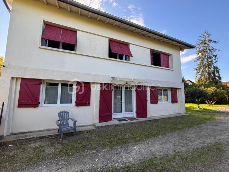 Immeuble - 250 m² - 9 pièces