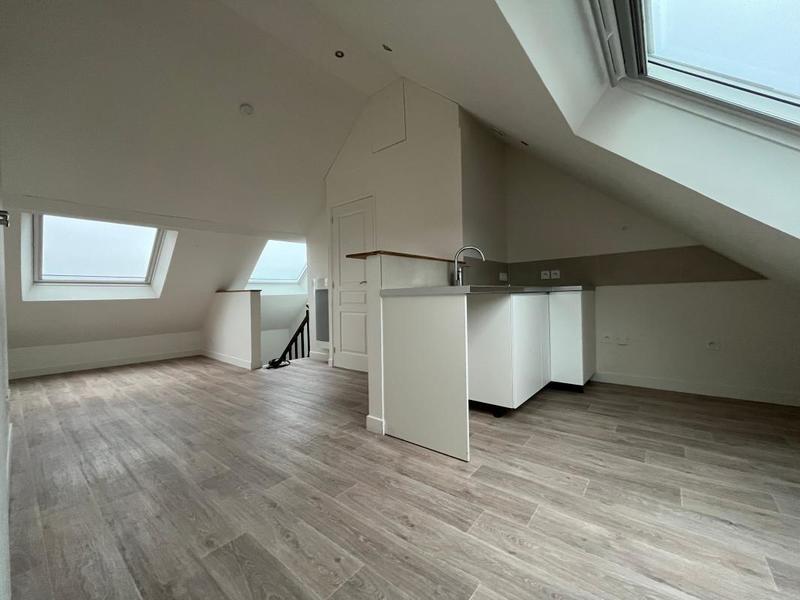 Studio - 14 m² - 1 pièce