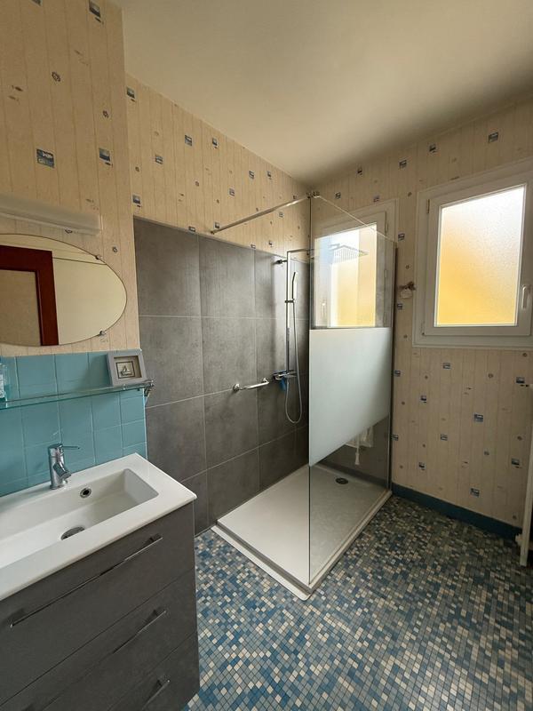 Maison - 171 m² - 7 pièces