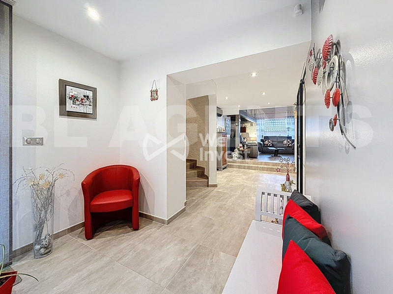 Maison - 187 m² - 6 pièces