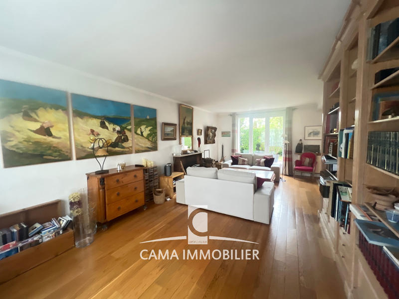 Maison - 162 m² - 7 pièces