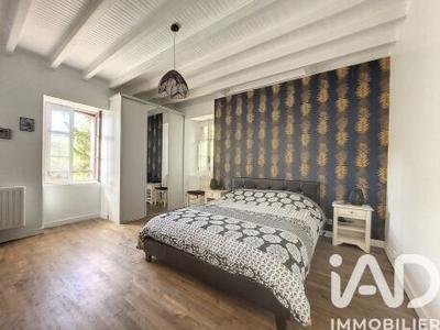 Maison - 138 m² - 5 pièces