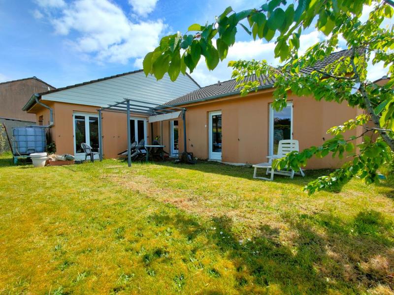 Pavillon - 100 m² - 5 pièces