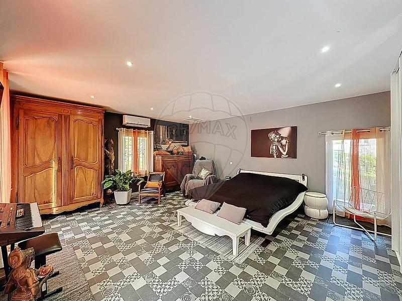 Maison d'architecte - 180 m² - 6 pièces