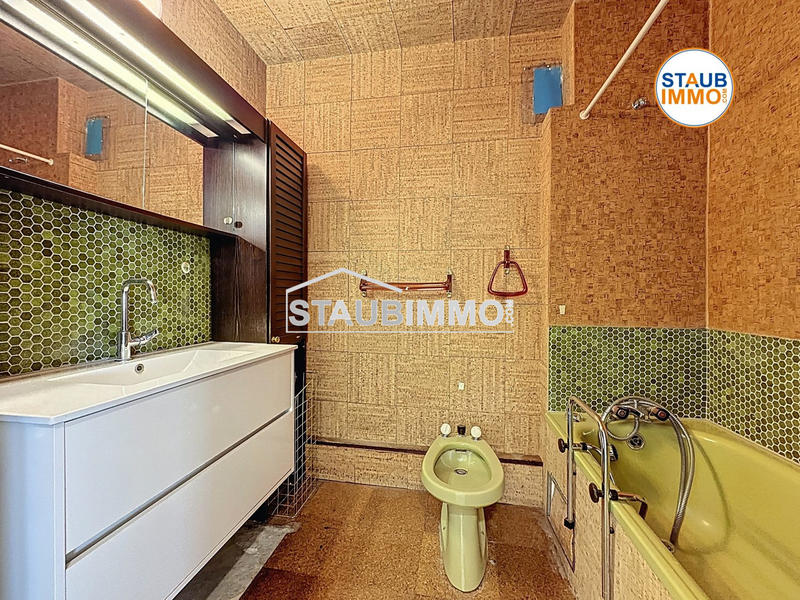 Appartement - 93 m² - 4 pièces