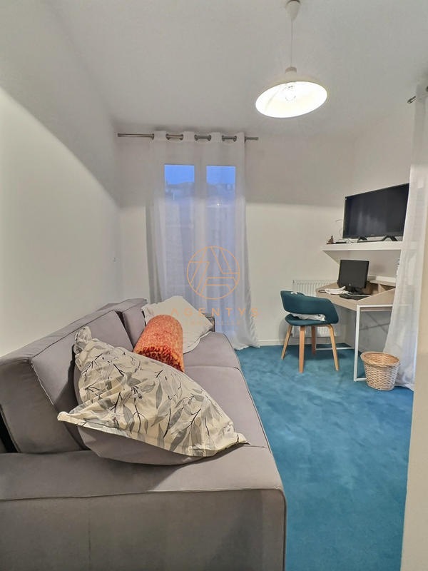 Appartement - 130 m² - 6 pièces