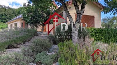 Maison - 138 m² - 6 pièces