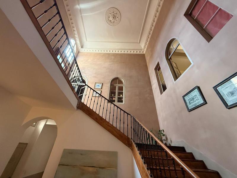 Maison de maîtres - 434 m² - 7 pièces