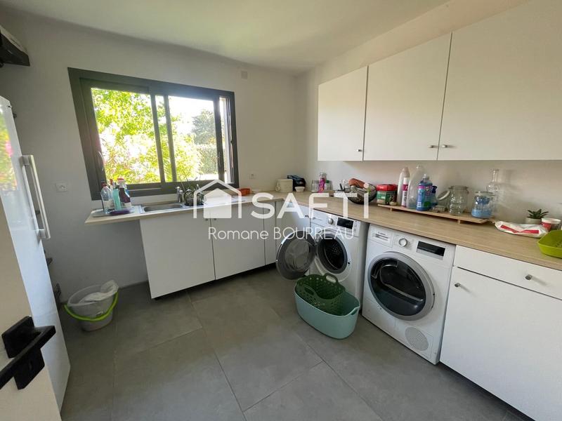 Villa - 256 m² - 7 pièces