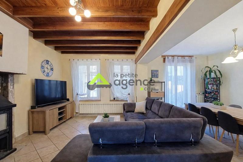Maison en pierre - 110 m² - 5 pièces
