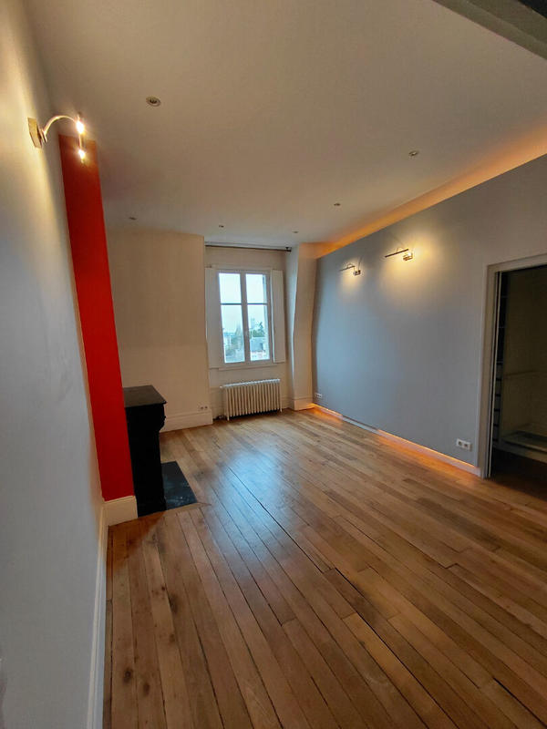 Appartement - 81 m² - 3 pièces