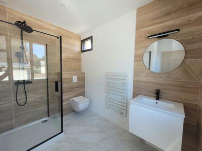 Loft - 110 m² - 4 pièces