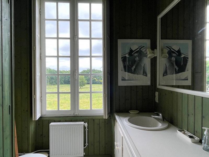 Maison - 234 m² - 6 pièces