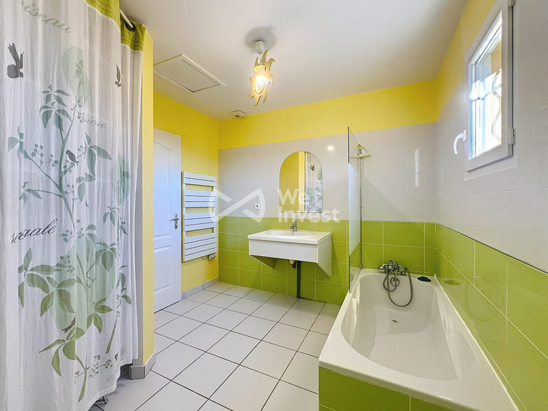 Maison - 161 m² - 7 pièces