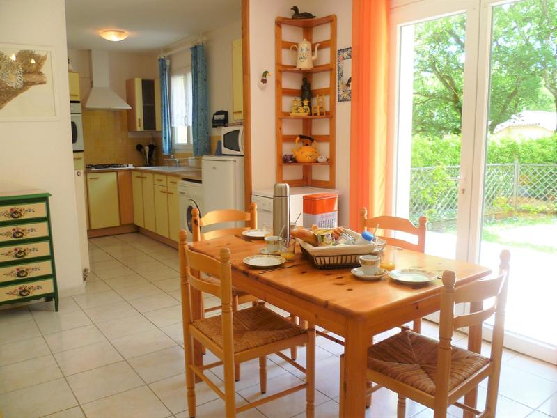 Maison - 220 m² - 11 pièces