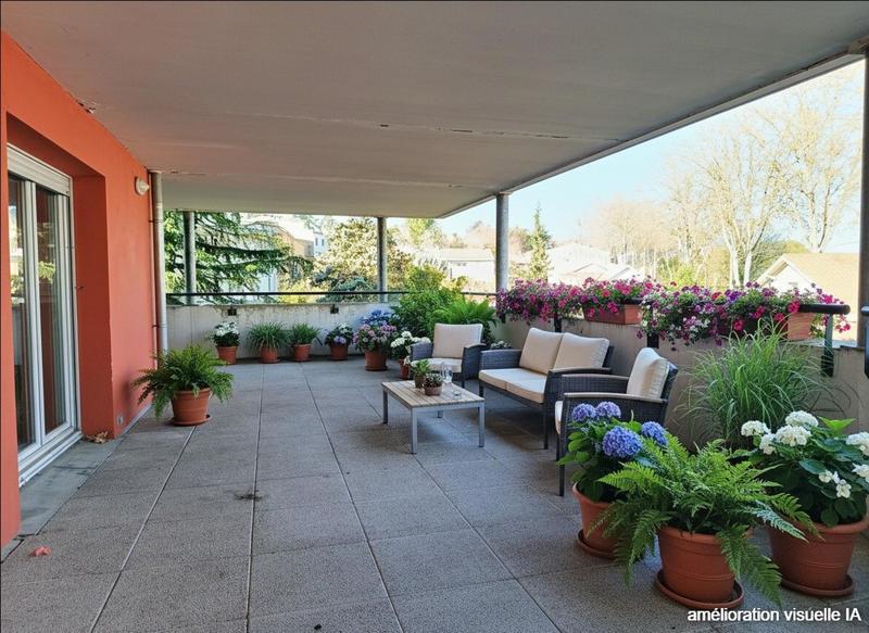 Appartement - 83 m² - 3 pièces