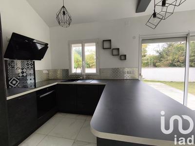 Maison - 114 m² - 6 pièces