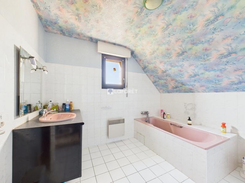 Maison traditionnelle - 120 m² - 5 pièces