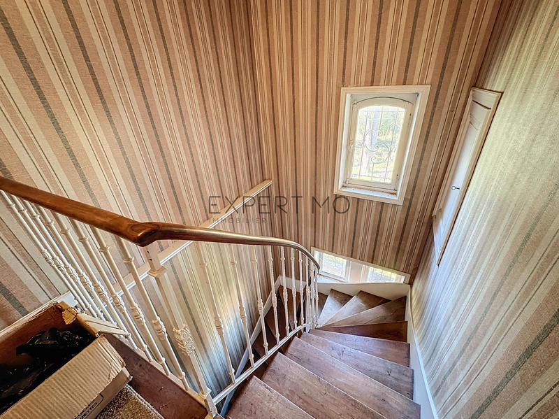 Château - 331 m² - 10 pièces