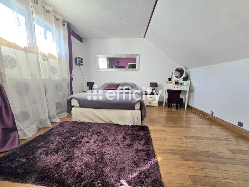 Maison - 135 m² - 5 pièces