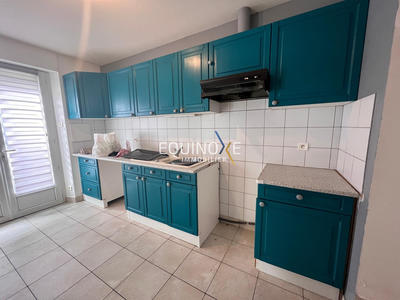 Maison - 80 m² - 4 pièces