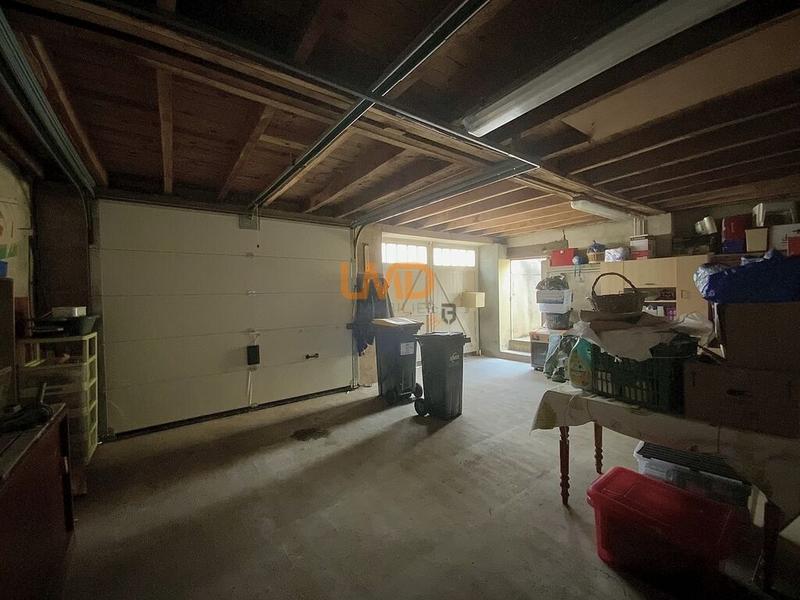 Demeure - 99 m² - 3 pièces