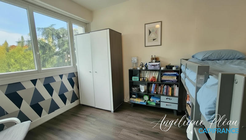 Appartement - 105 m² - 5 pièces