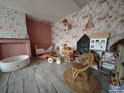 Maison - 150 m² - 7 pièces