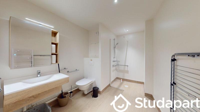 Chambre - 44 m² - 1 pièce