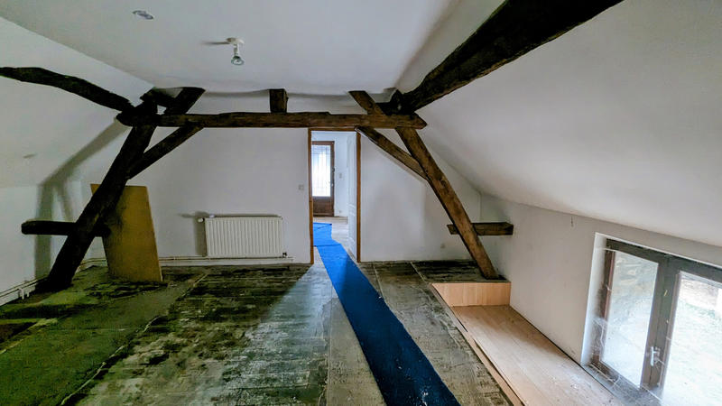 Maison - 330 m² - 11 pièces