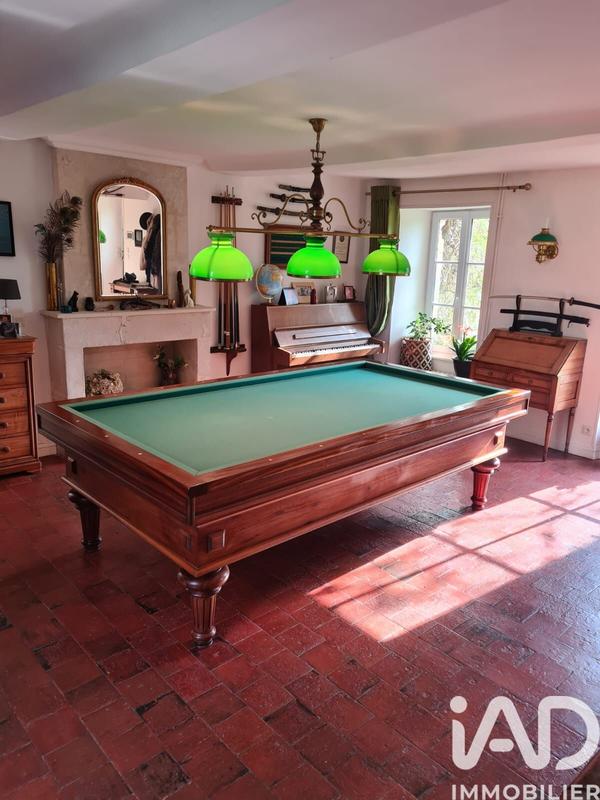 Maison - 323 m² - 8 pièces