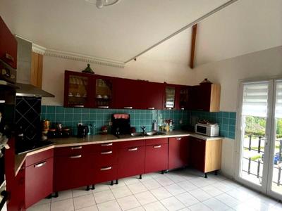 Maison - 380 m² - 12 pièces