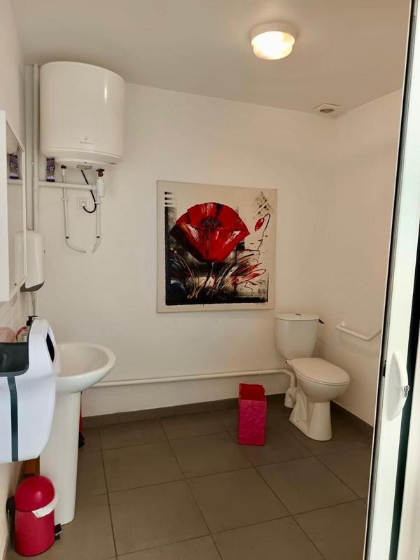 Bureau - 148 m² - 6 pièces