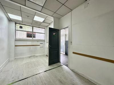 Bureau - 133 m² - 6 pièces