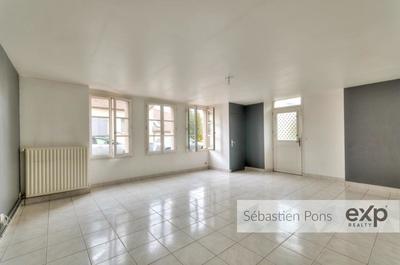 Appartement - 79 m² - 4 pièces