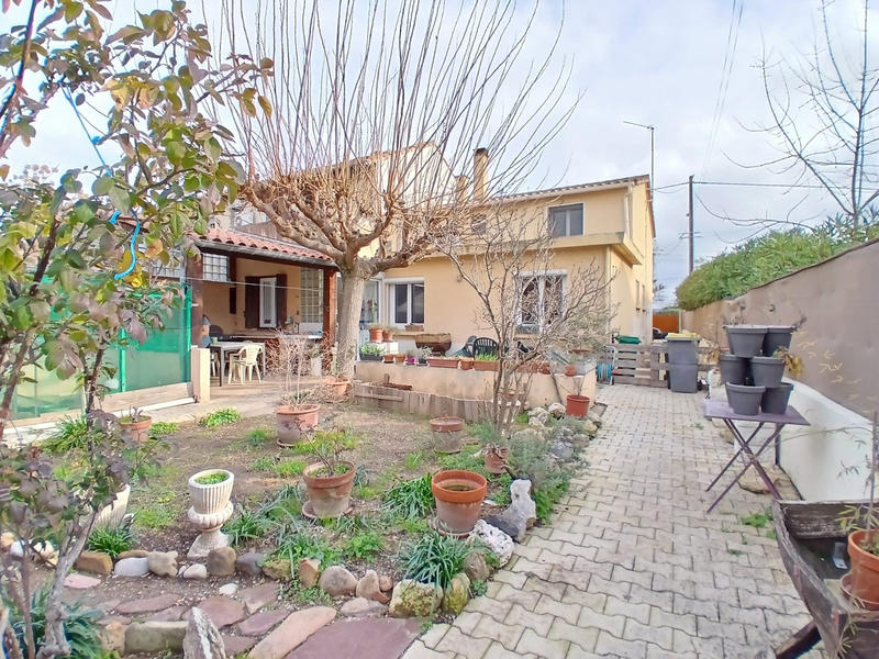 Maison - 190 m² - 9 pièces