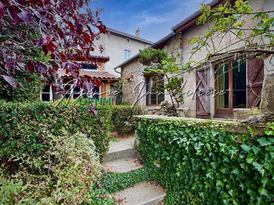 Maison - 146 m² - 6 pièces