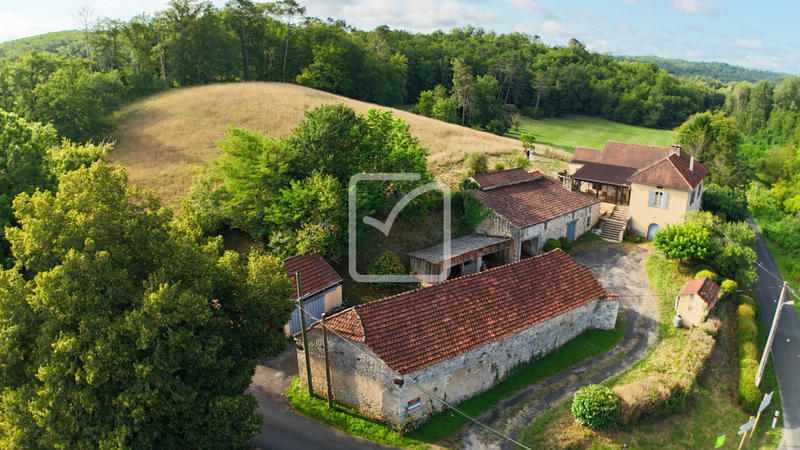 Maison - 137 m² - 6 pièces