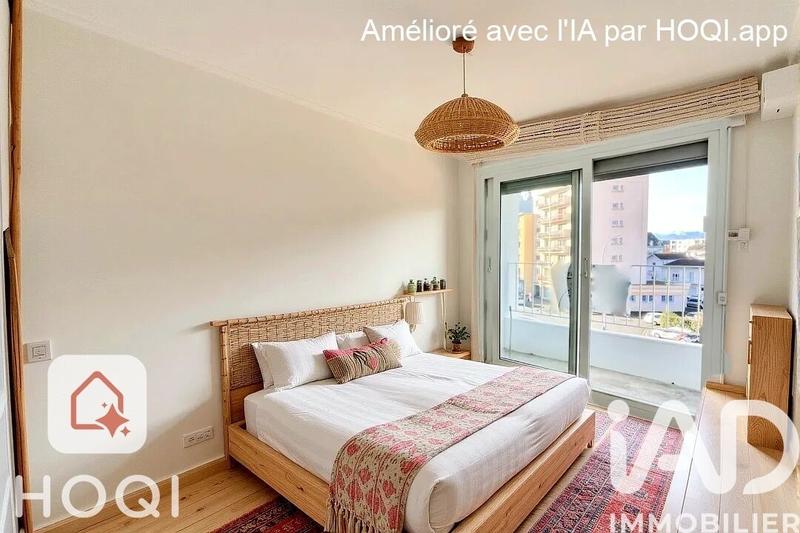 Appartement - 79 m² - 4 pièces