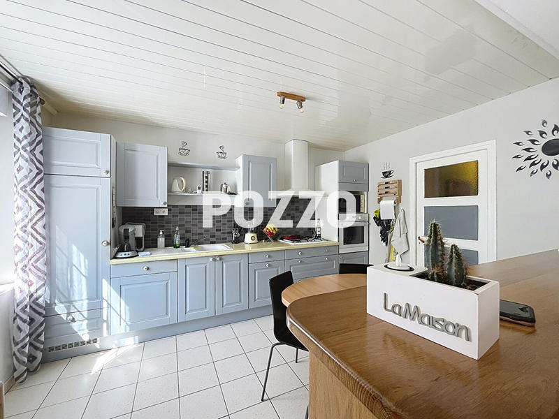 Maison - 105 m² - 6 pièces