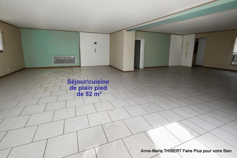 Maison - 202 m² - 6 pièces